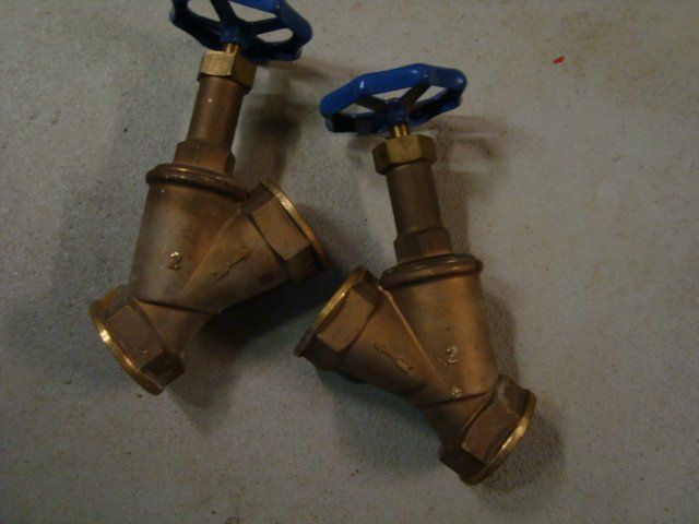 Rubinetteria: 2 Wasserschieber 2" – Usato da UTTIGEN venduto da Durkon