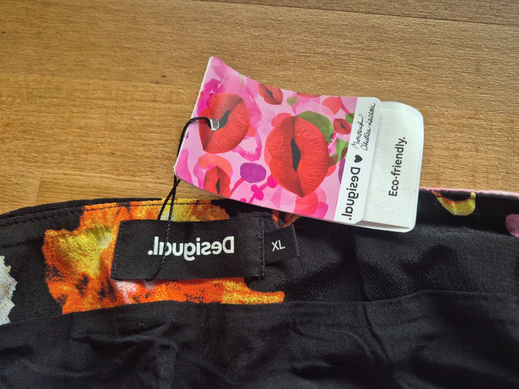 Desigual Gonne: Desigual Rock XL – Nuovo (secondo la descrizione) da Birmenstorf AG venduto da pelasa 2