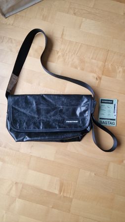 FREITAG Phelps F645 Schwarz Crossbody (D'occasion) à Basel pour