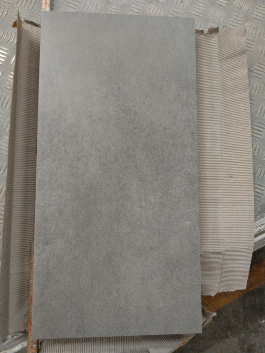 Rivestimenti per pavimenti: Bodenplatten feinsteinzeug – Nuovo (secondo la descrizione) da Breitenbach venduto da mse_52th 1