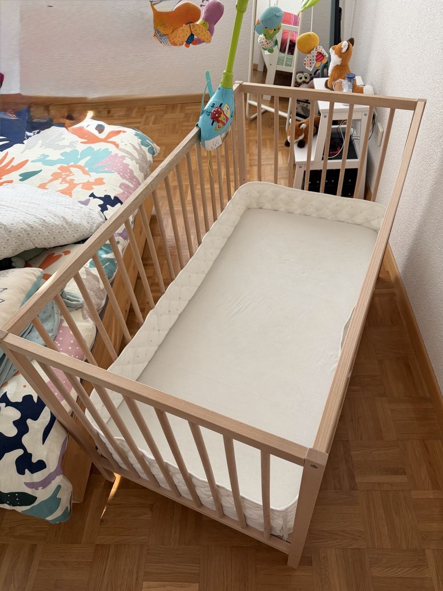 Lits: Ikea Babybett – D'occasion à Schmitten FR par katamaszi