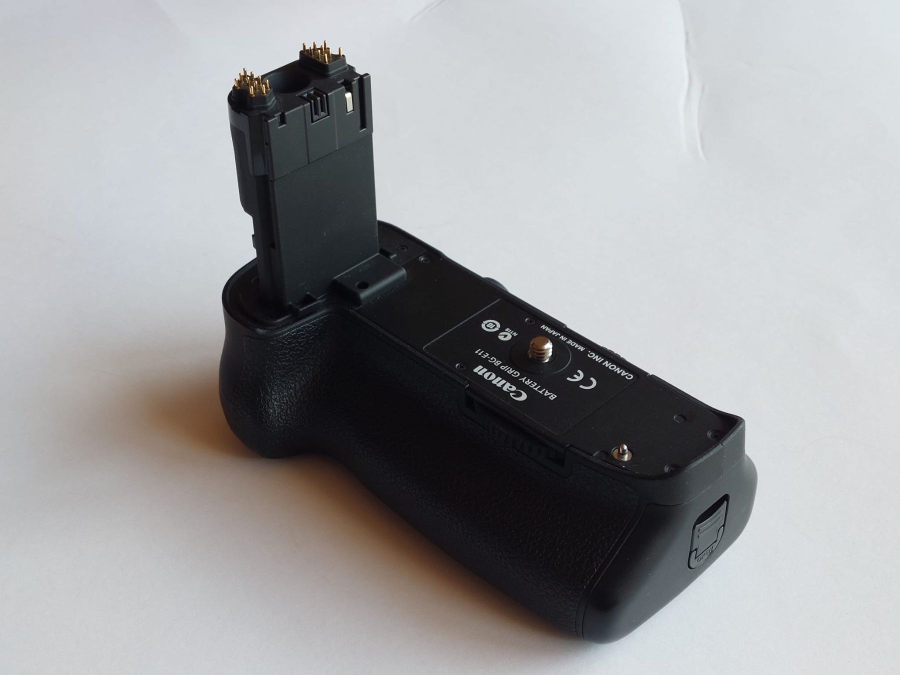 Canon Fotocamera: Canon EOS 5D Mark III + Batteriegriff – Usato da Schaffhausen venduto da doweiss 6