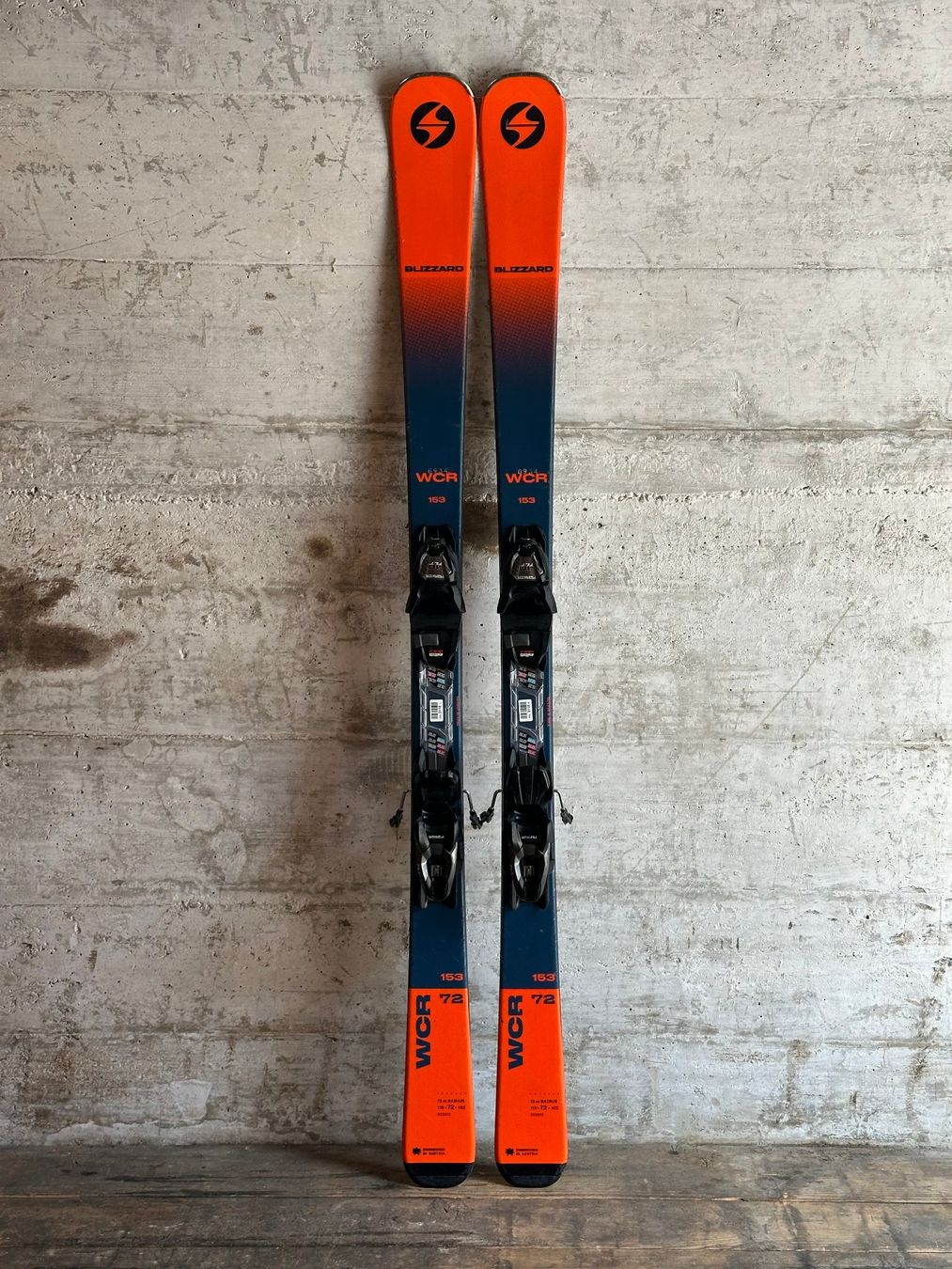 Blizzard Skis: Blizzard WCR Ski 153CM 2024 – Gebraucht aus Emmenbrücke von karkarkar