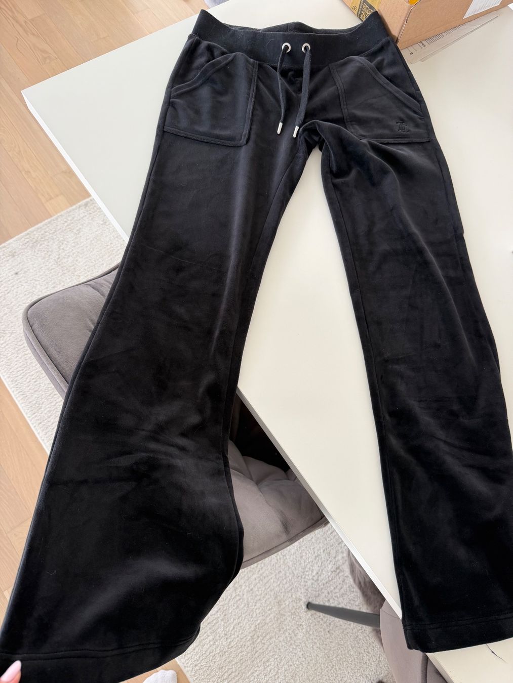 Juicy Couture Hosen: Juicy couture – Gebraucht aus Heerbrugg von l.j.s 2