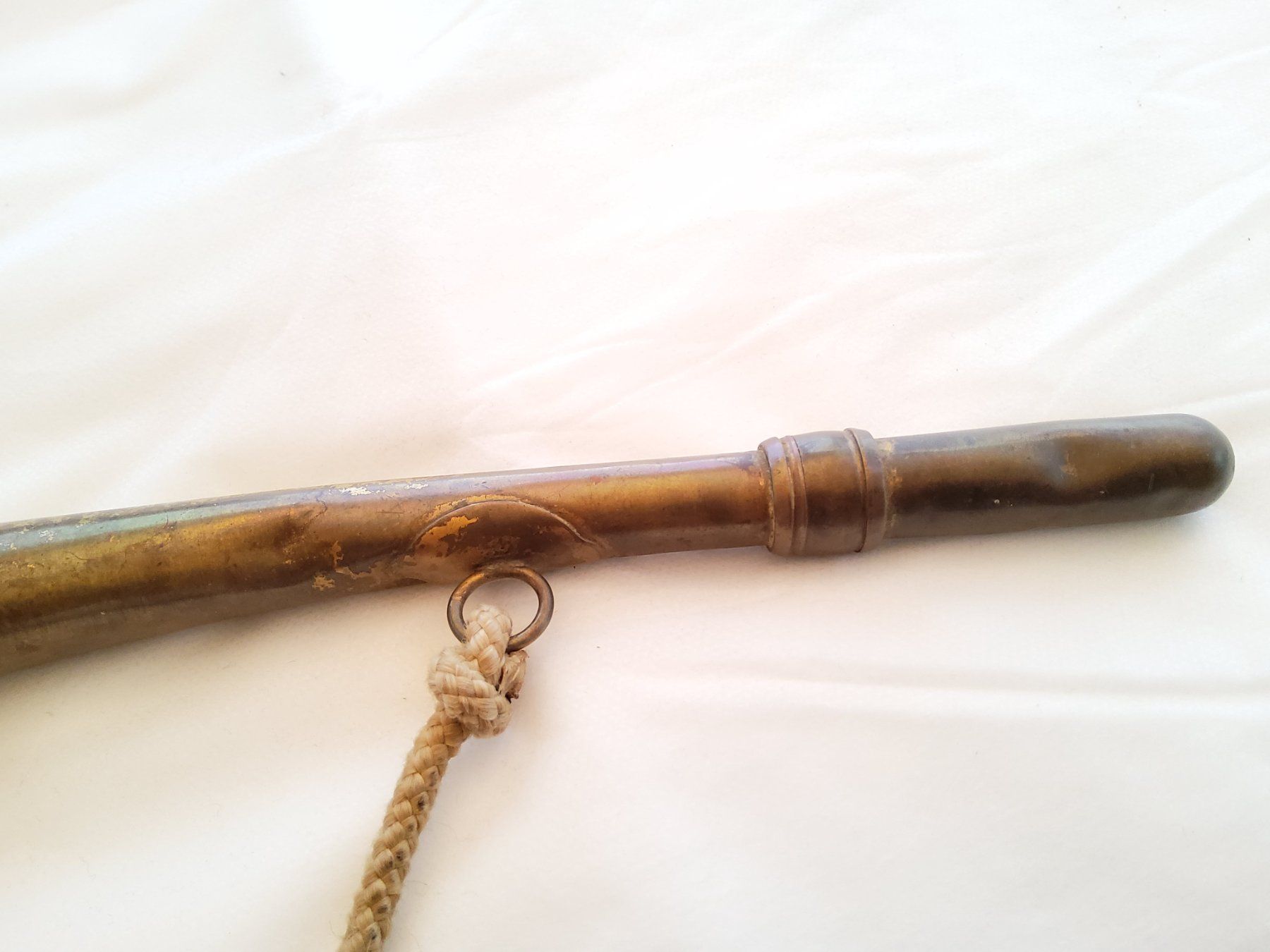 Tutti gli attrezzi: Antique cor de chasse avec cordelette  – Usato da Malleray venduto da Broc-Mo 5