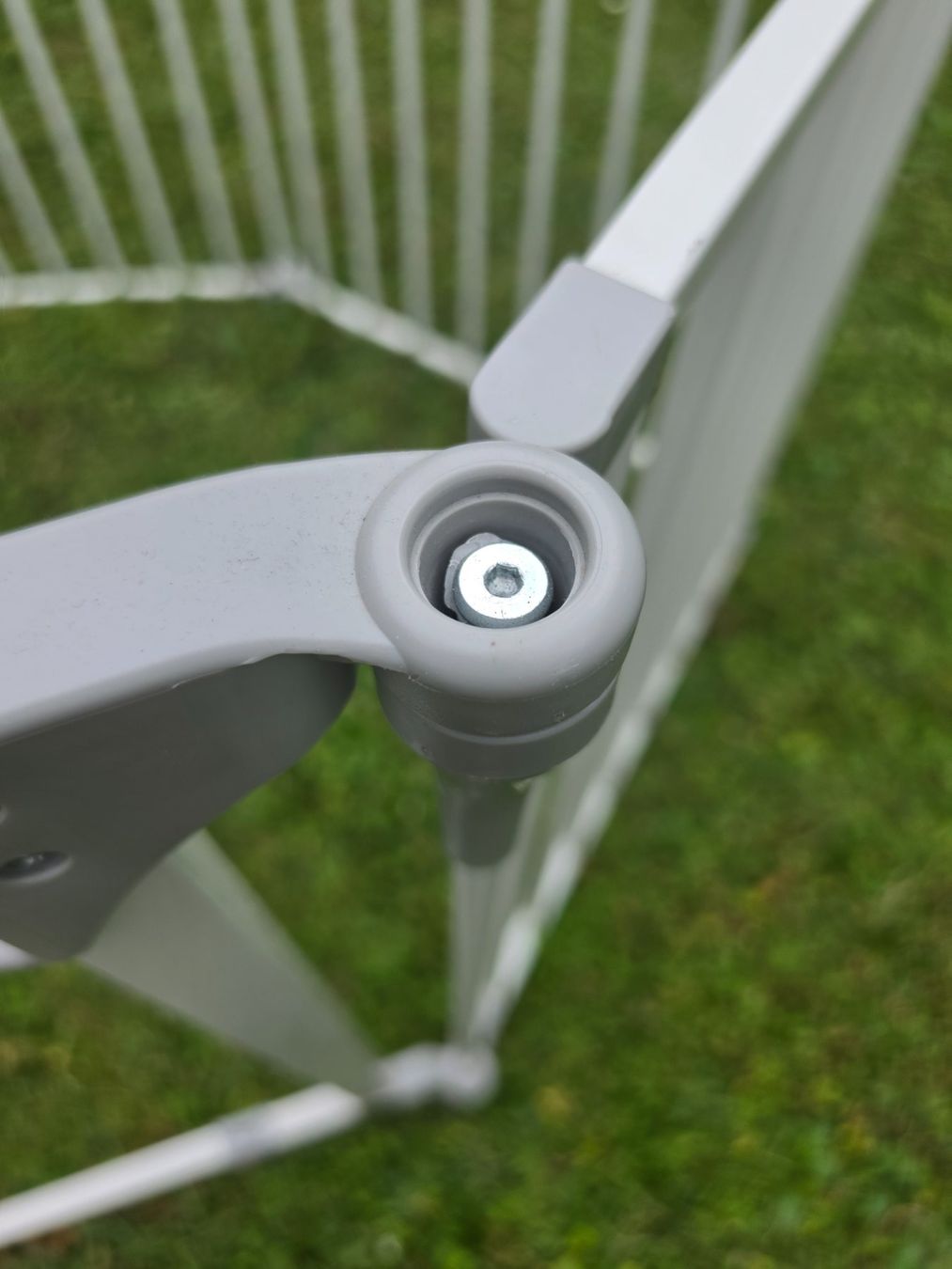 Hauck Box & Barriere di sicurezza: Hauck Laufgitter Metall weiss – Usato da Dietikon venduto da 6414yvonne 3
