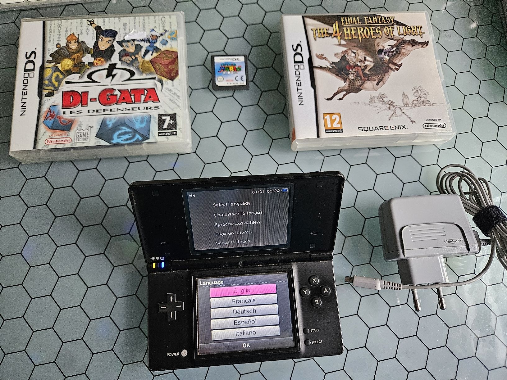 Nintendo Console: Nintendo DS i avec 3 jeux – Usato da Genève venduto da Pedro67