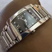 TISSOT Sapphire mit Diamanten Swiss Made Elegante Damenuhr