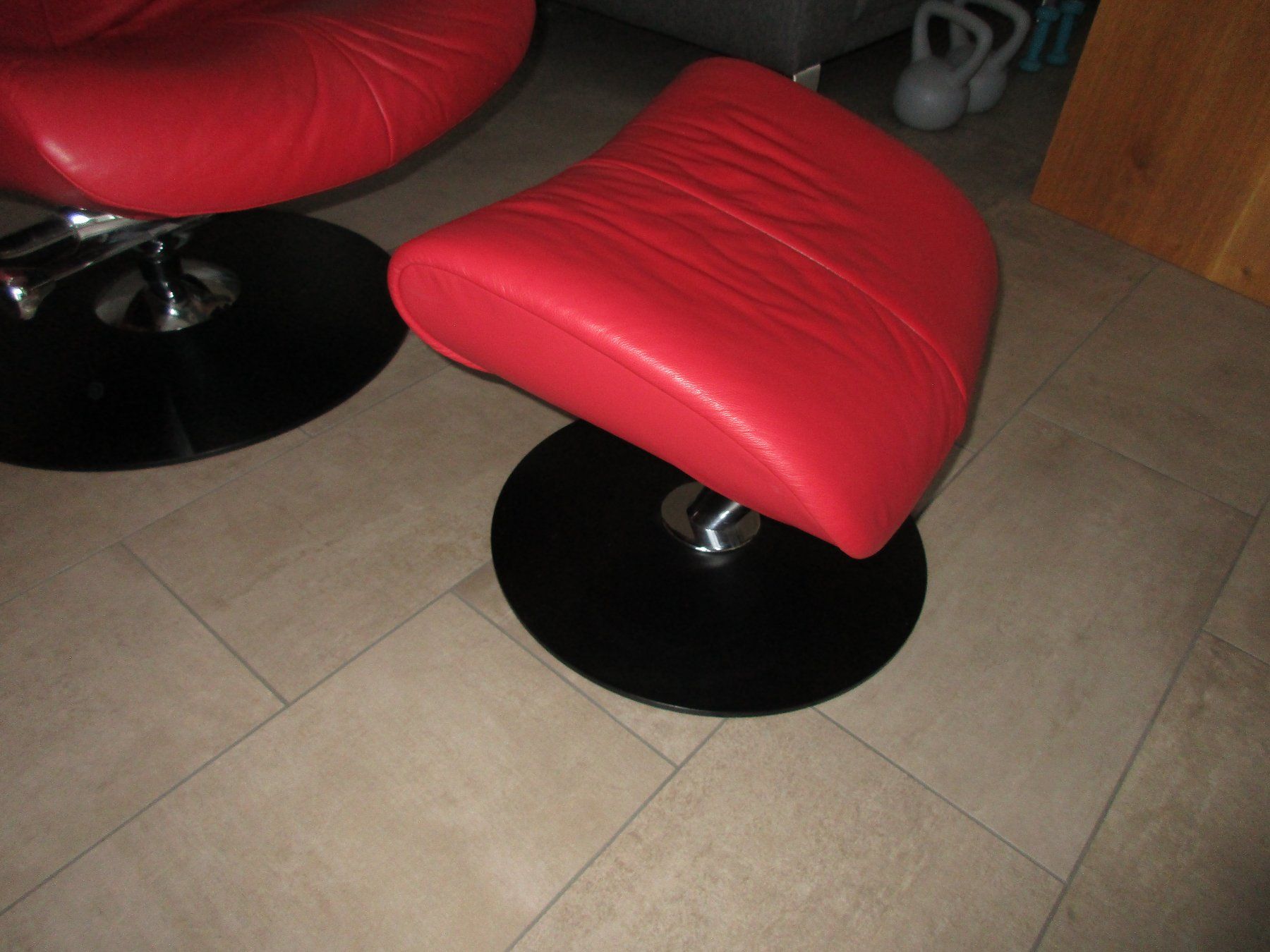Poltrone: Relax Sessel rotes Leder – Usato da Niederwil AG venduto da Cembalo 2