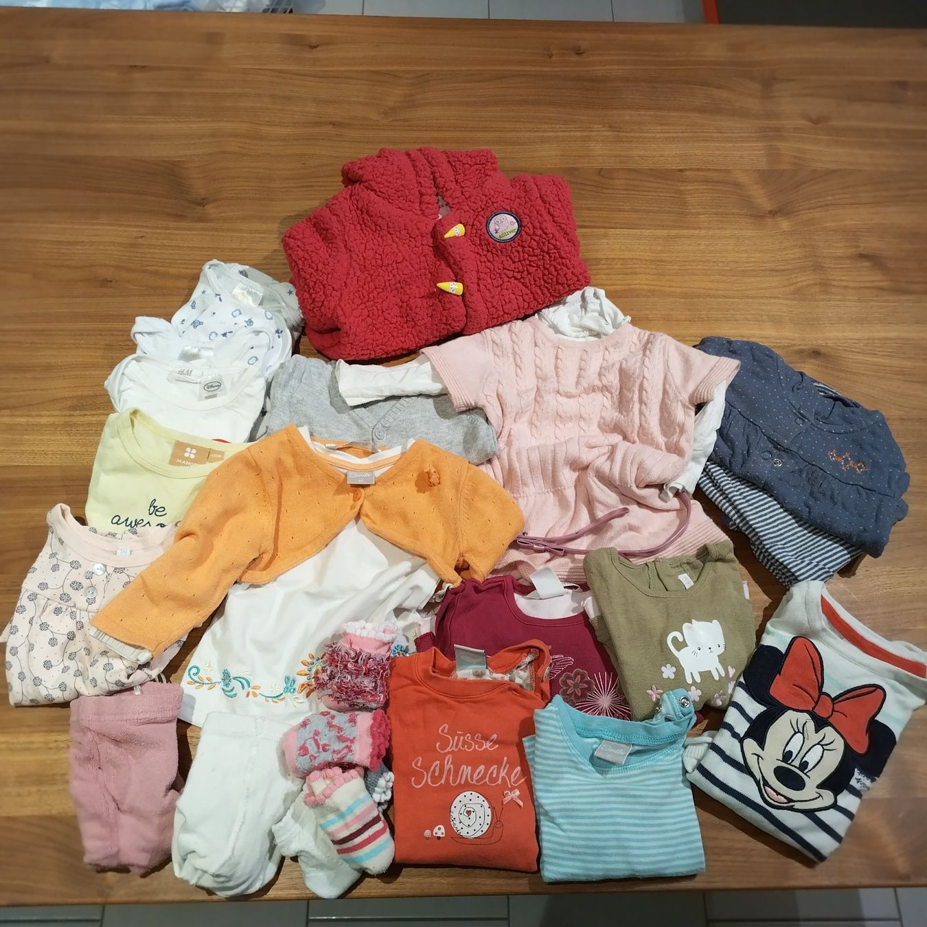 Lotti & Set di vestiti: Mädchen Winter/ Herbstkleider 62 – Usato da Huttwil venduto da vsrf11