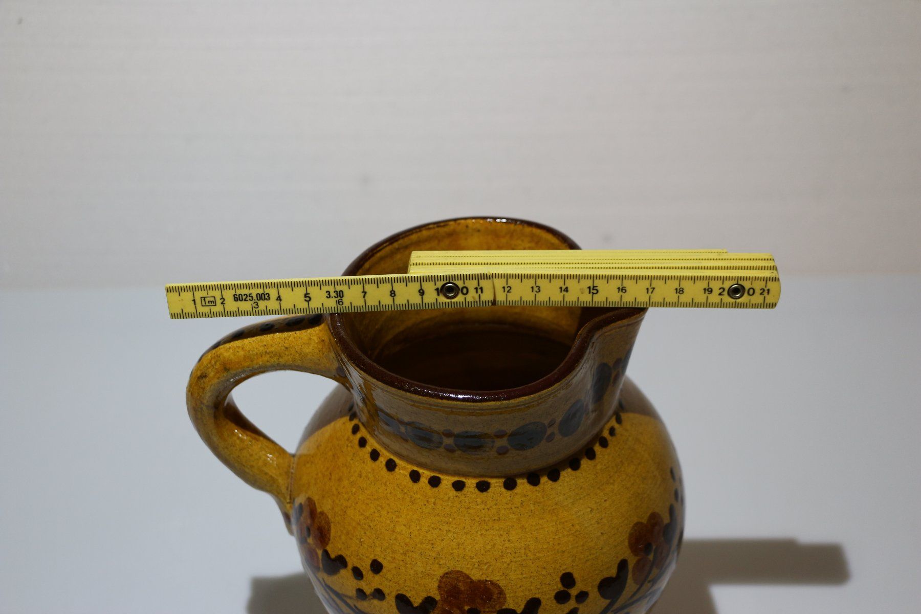 Caraffe: Nostalgischer Keramik Krug – Usato da Corminboeuf venduto da antikerverkauf 3