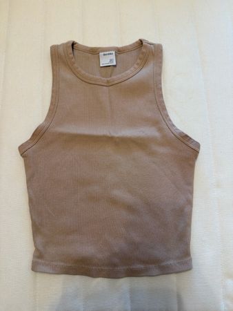 Débardeur court Bershka taille S - Idéal pour l'été ☀️!