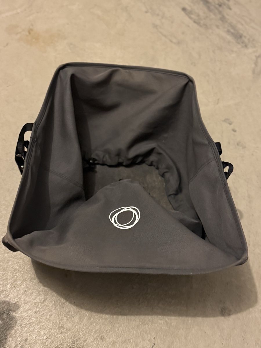 Bugaboo Carrozzine: Bugaboo Cameleon 3 Untergestellablage – Usato da Uster venduto da mim_tw59 2
