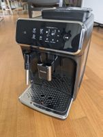 PHILIPS Kaffeevollautomat 2200 EP2221/49