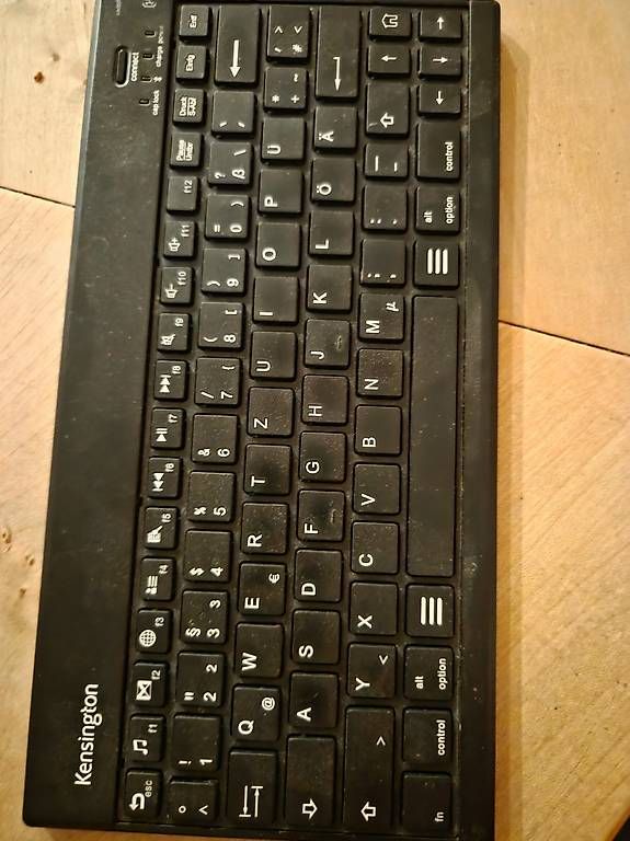 Kensington Claviers: Kensington Keyfolio Pro 2 Bluetooth Tastatur – D'occasion à Zizers par watchcomp.