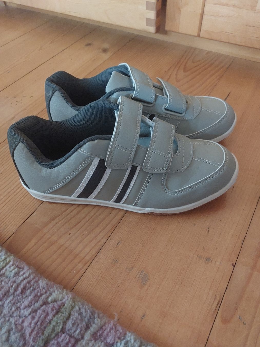 Dosenbach Scarpe per ragazzi: Turnschuhe Gr 35 – Nuovo (secondo la descrizione) da Landquart venduto da Cedes 1