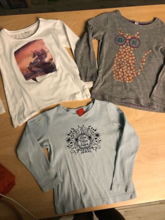 3 süsse Esprit Shirts Gr.104