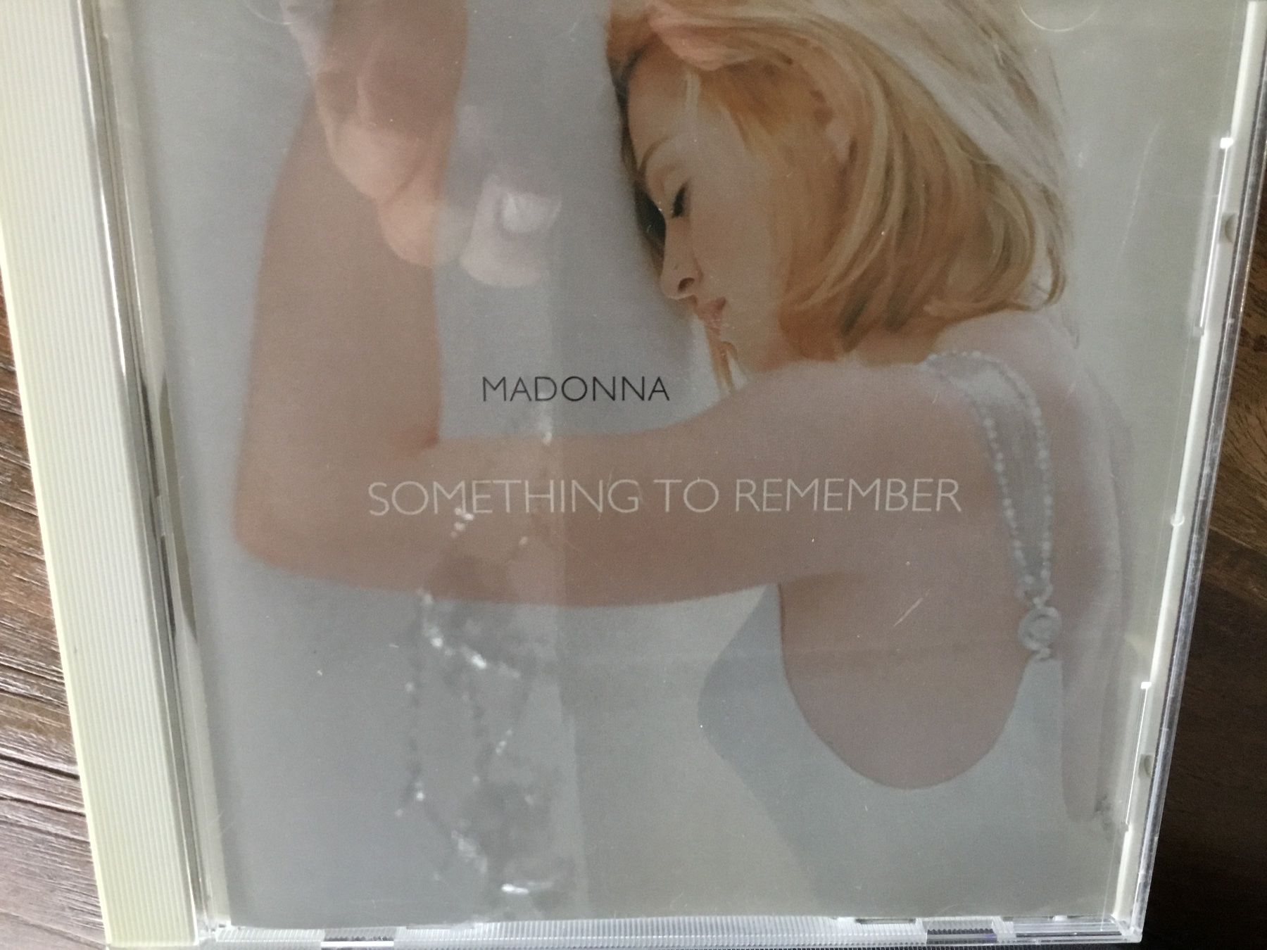 CD: Madonna Something to Remember  🥒 – Usato da Thierachern venduto da sweden08