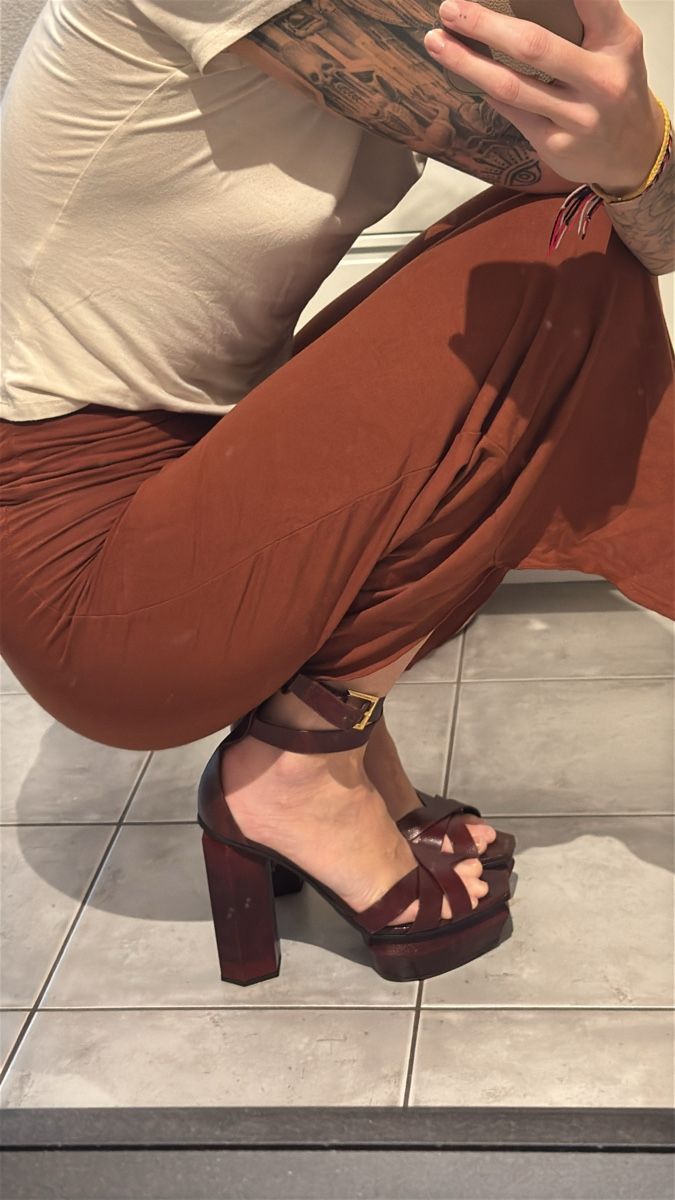 Balmain Scarpe da donna: BALMAIN Ava Plateau Designer Sandal Gr. 40 – Nuovo e nell'imballaggio originale da Bern venduto da kwa_pyt9 4