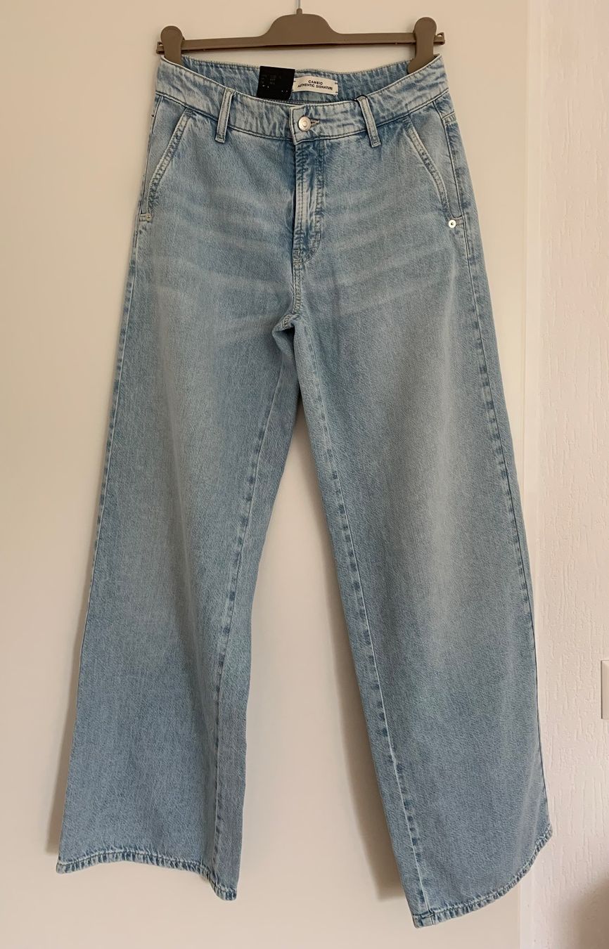 Cambio Jeans: Jeans CAMBIO neuf taille S – Neuf avec emballage d'origine à Gland par TallyEva