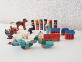 Holztiere, Häuser und Figuren Konvolut guter Zustand.