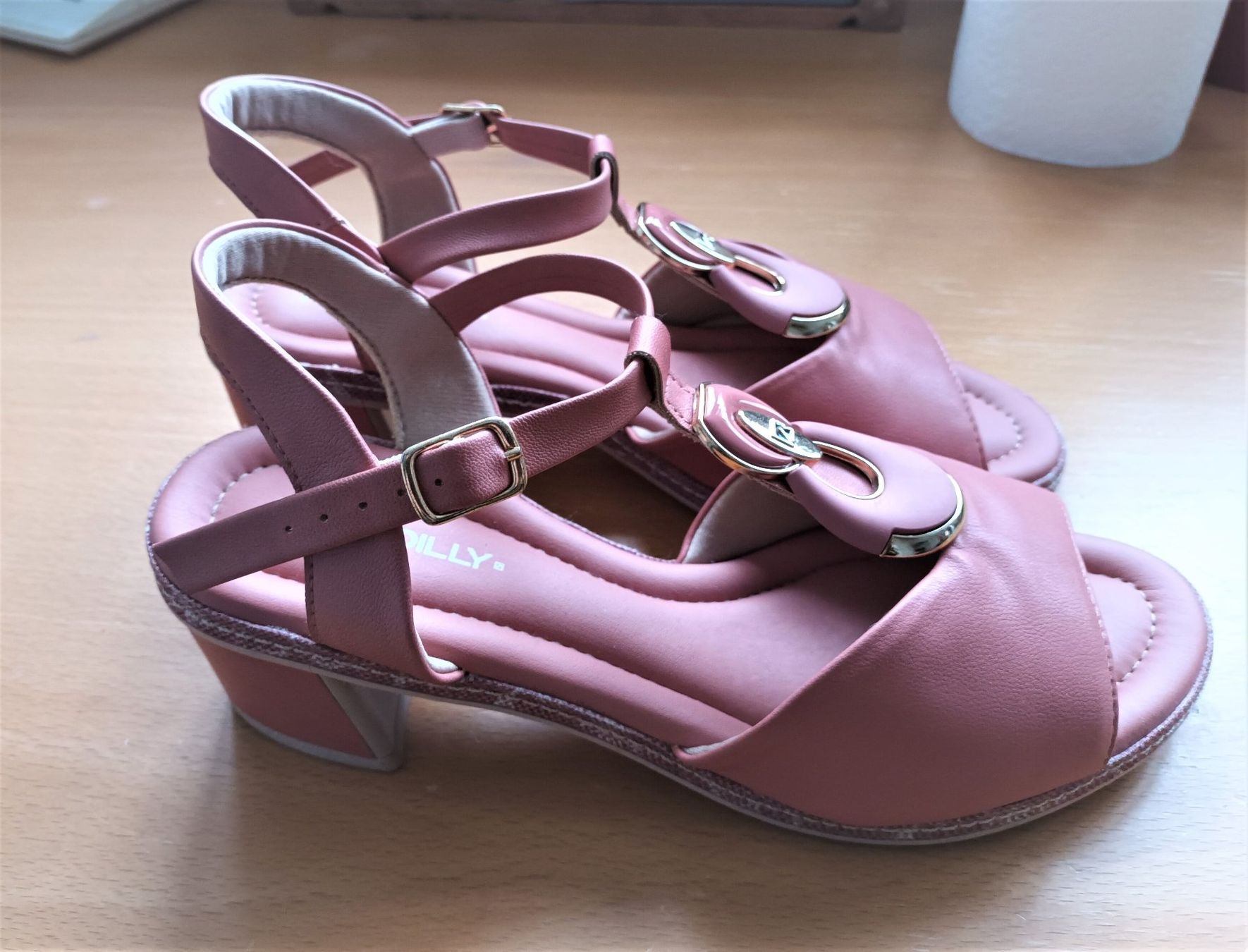 Scarpe da donna: Piccadilly Brasil Sandale braun Grösse 39 dicker Absatz – Usato da Vaduz venduto da Bergtiger 3