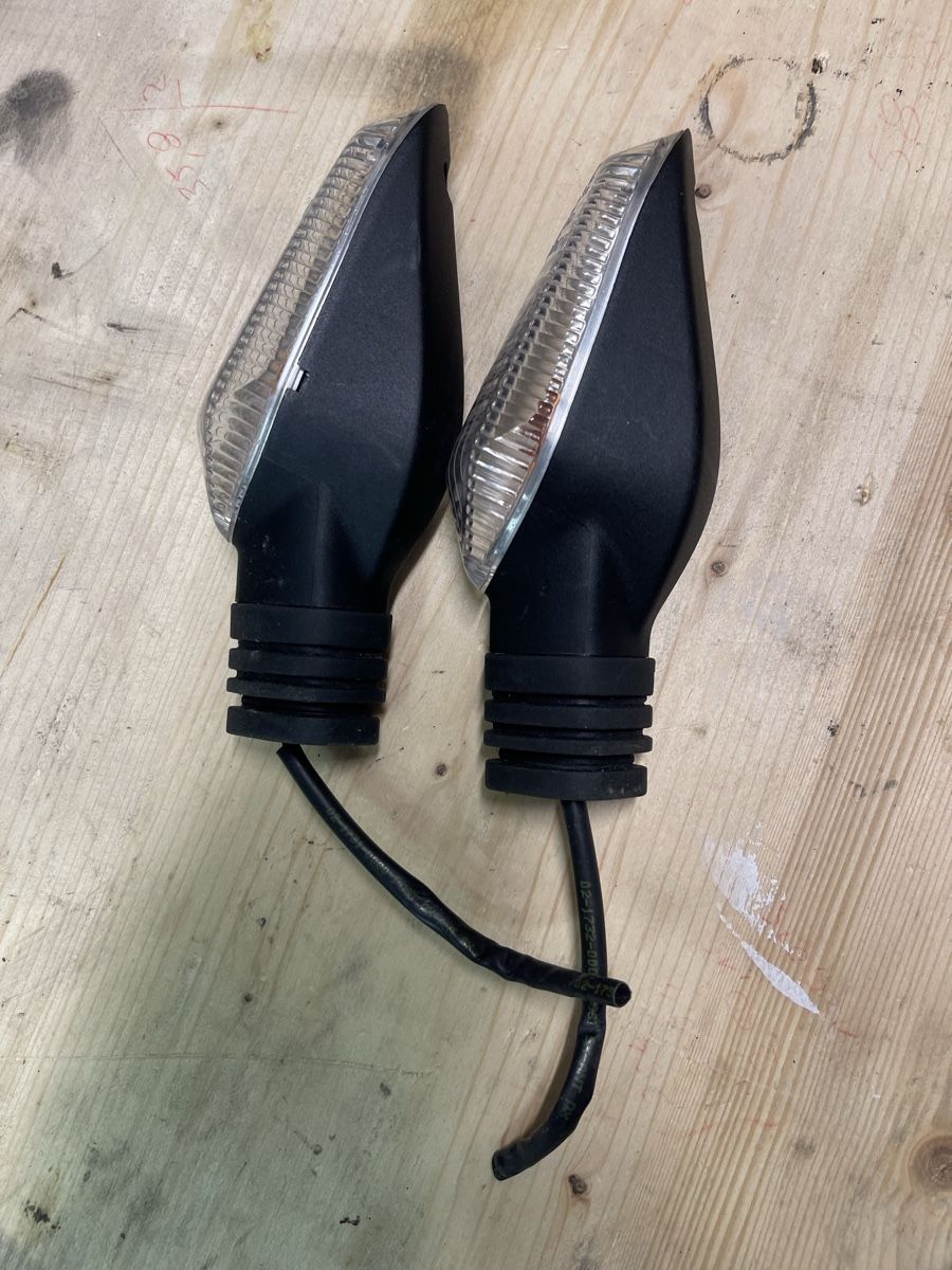 Ducati Alle Motorradersatzteile: Ducati original blinker L+R – Gebraucht aus Winterthur von Panagos 1