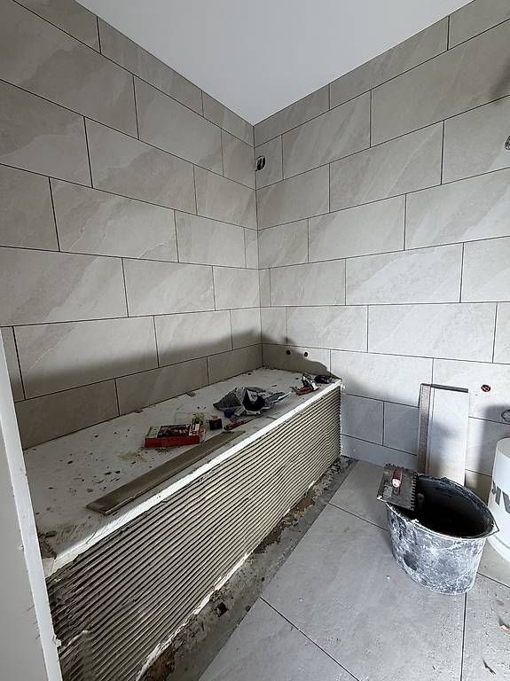 Douches: Carreleur indépendant  – D'occasion à Les Verrières par ren_2kg2 3
