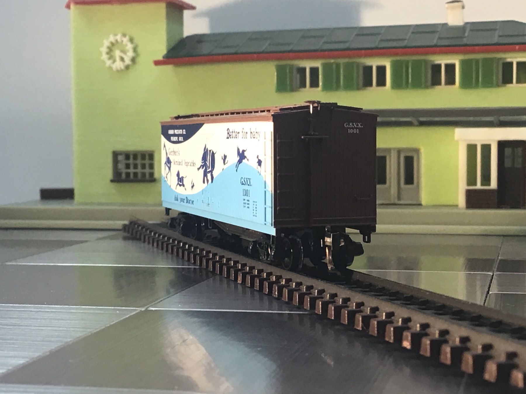 Micro Trains Line Modellini di ferrovie: MICRO TRAINS LINE GÜTERWAGEN SPUR N – Usato da Männedorf venduto da Modellbau-wyss 1