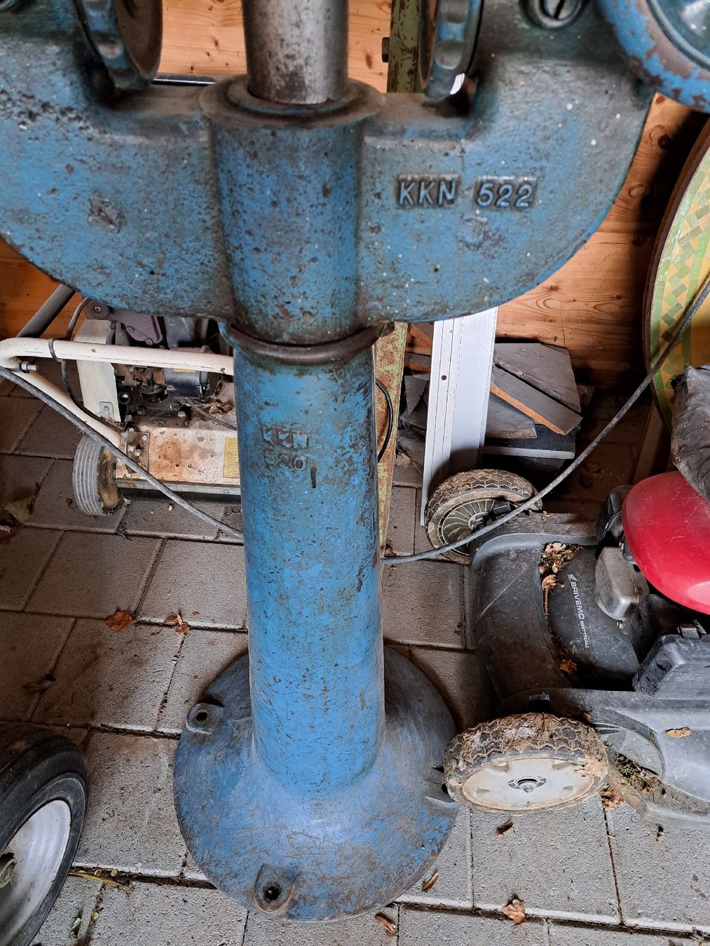 Sonstiges zu Optik: Velo Montageständer Vintage – Gebraucht aus Grossdietwil von hufi10 6