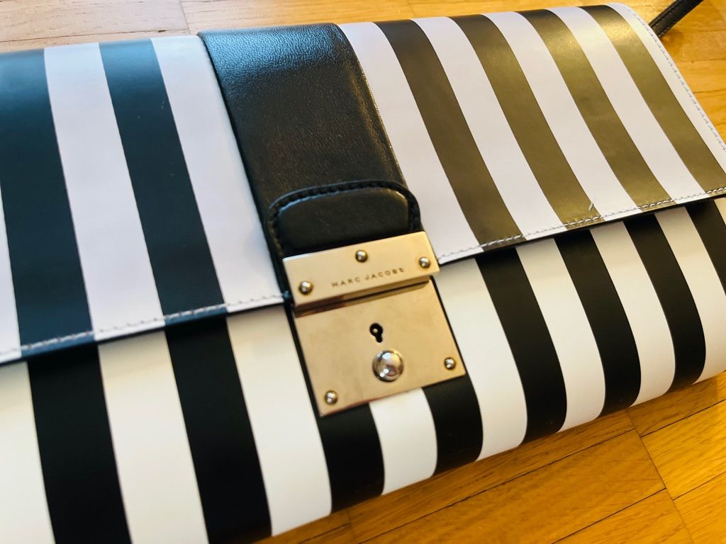 Marc Jacobs Taschen für Damen: MARC JACOBS POCHETTE – Neu und originalverpackt aus Zurich von MX1000 2