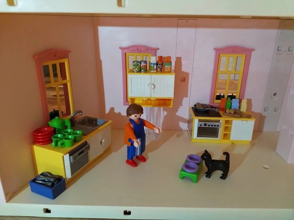 Playmobil Case e mobili per bambole: Maison traditionnelle Playmobil 5303 – Nuovo (secondo la descrizione) da Le Mont-sur-Lausanne venduto da elv_yyl8 4