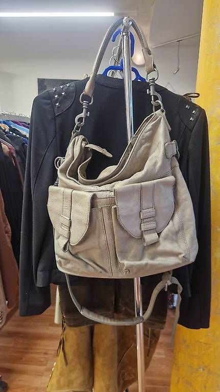 Borse da donna: Handtasche " Liebeskind " – Usato da Biglen venduto da adrian017 2