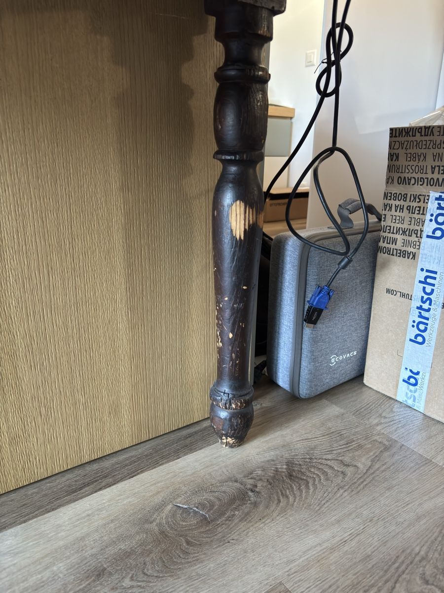 Tische: Altes stabiles Holztisch  – Gebraucht aus Unterägeri von K7chiara 3