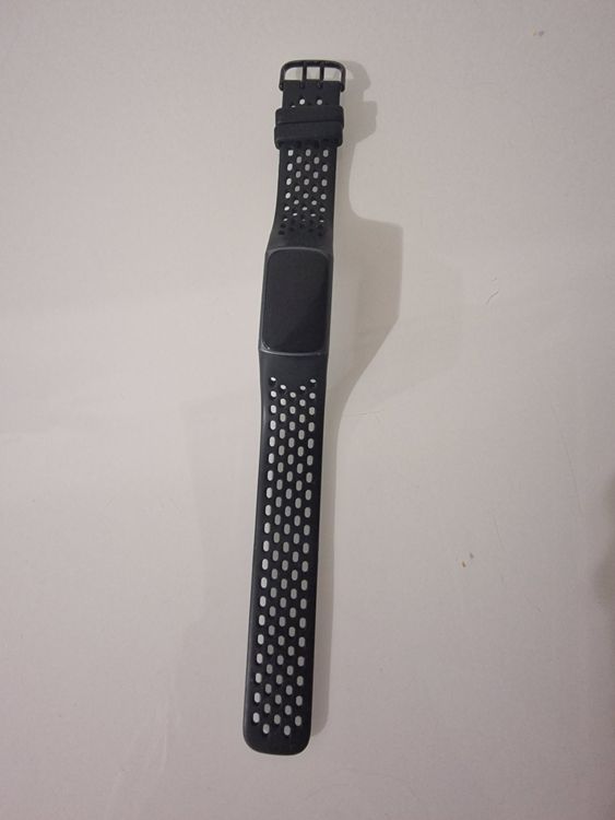 FITBIT CHARGE 5 (defekt) ab Fr.1. Kaufen auf Ricardo