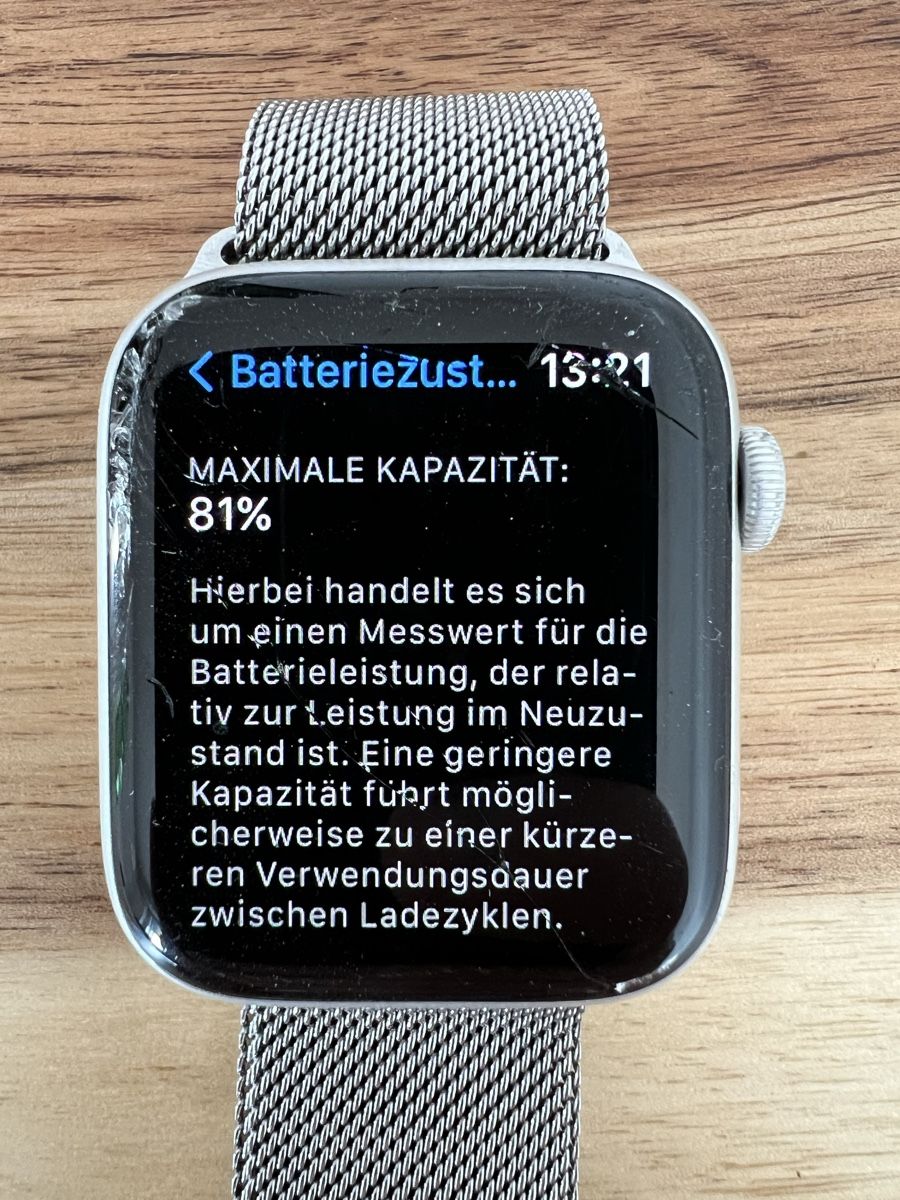 Apple Smartwatch: Apple Watch Series 5, 44mm – Difettoso da Wil SG venduto da DaniB. 1