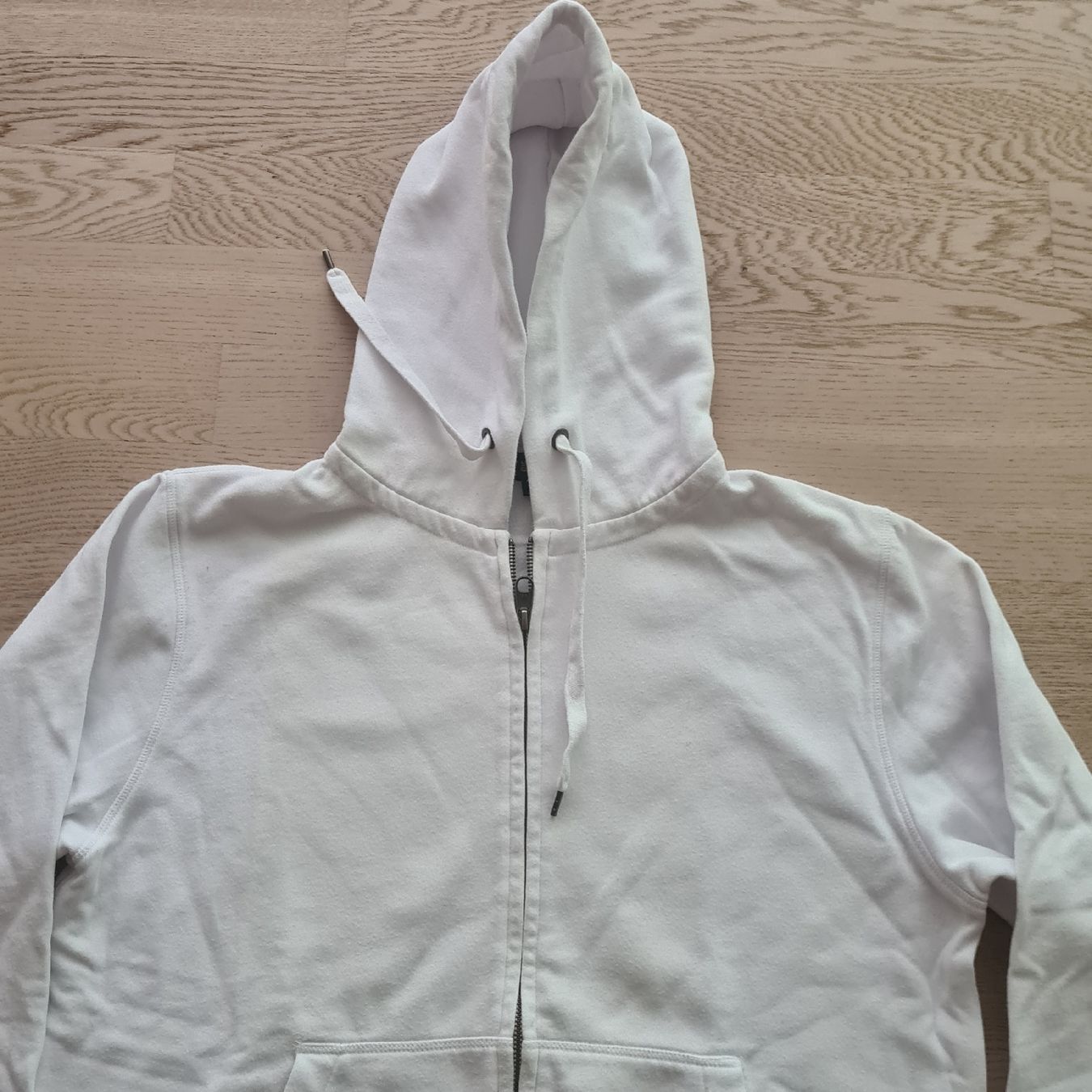 Vestes: Kapuzenjacke Gr L weiss – D'occasion à Steinen par turbogeiss99 2