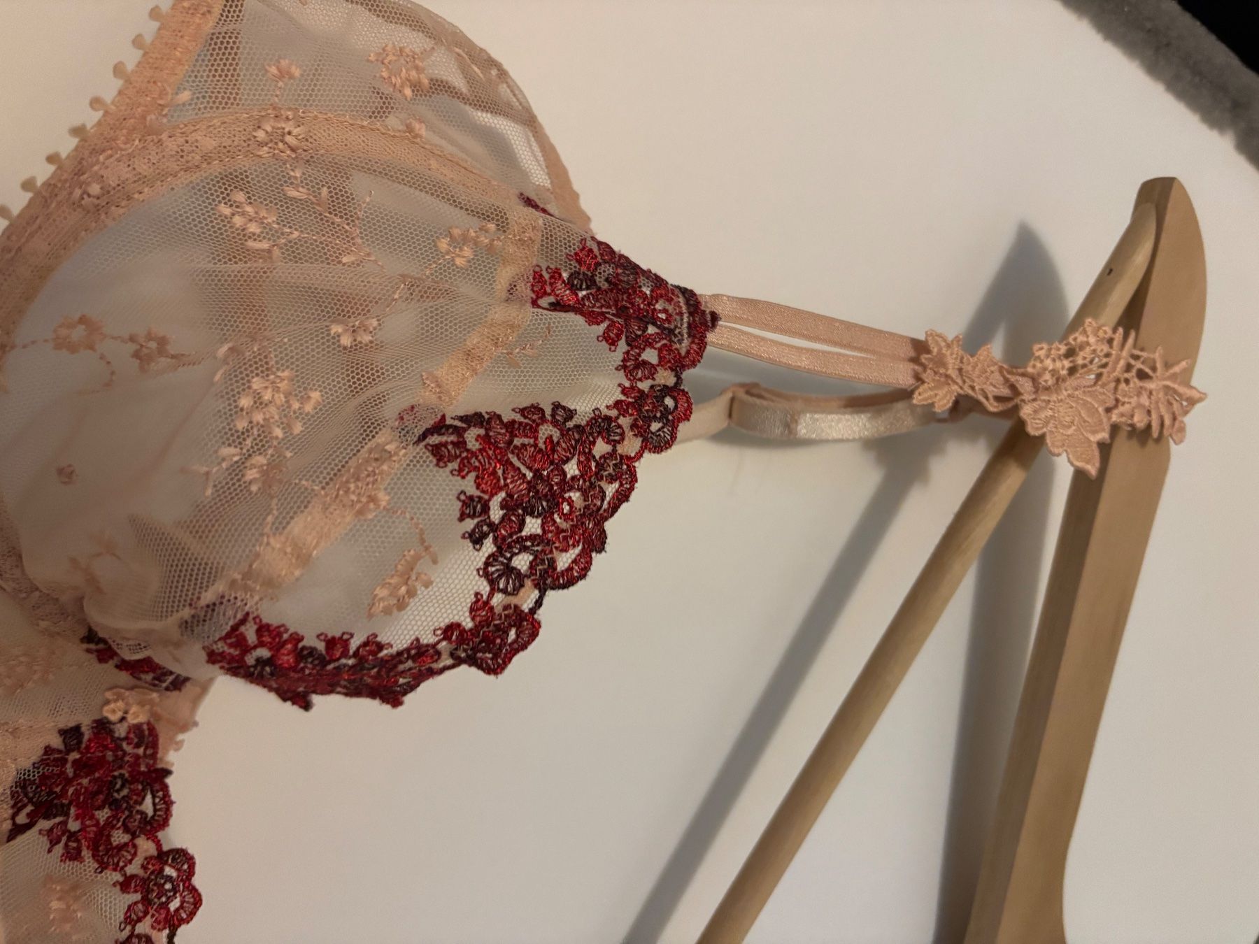 Passionata Altra biancheria intima: 2 BHs Spitzen Balconette Rosa & Schwarz, Passionata, 85B – Usato da Bülach venduto da bjoernbenny 2