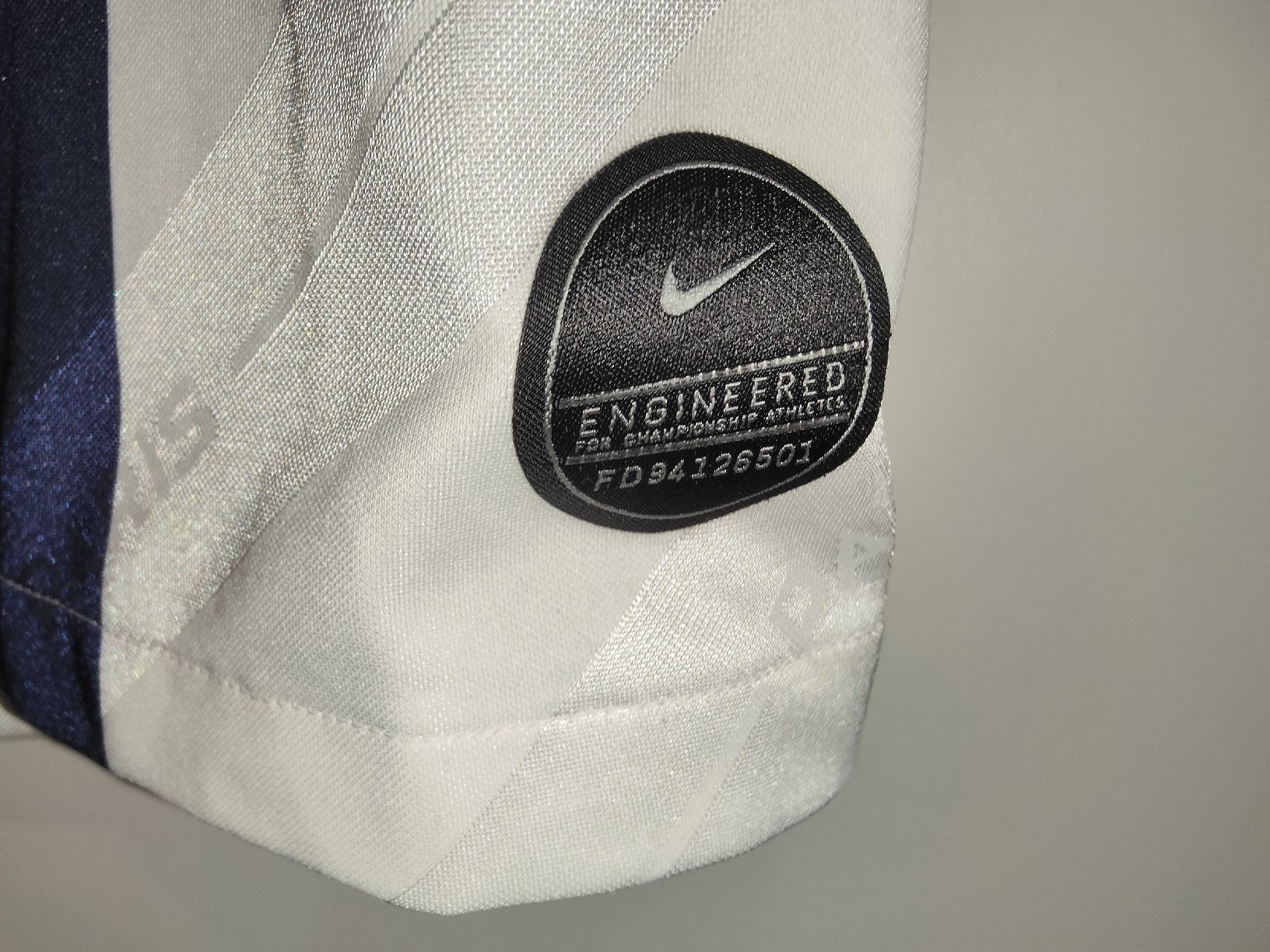 Nike Canottiere & Pantaloni: PSG Auswärtstrikot 2018/19 L mit Patch & Michael 10 – Usato da Rothrist venduto da SiddharthaMoon 6