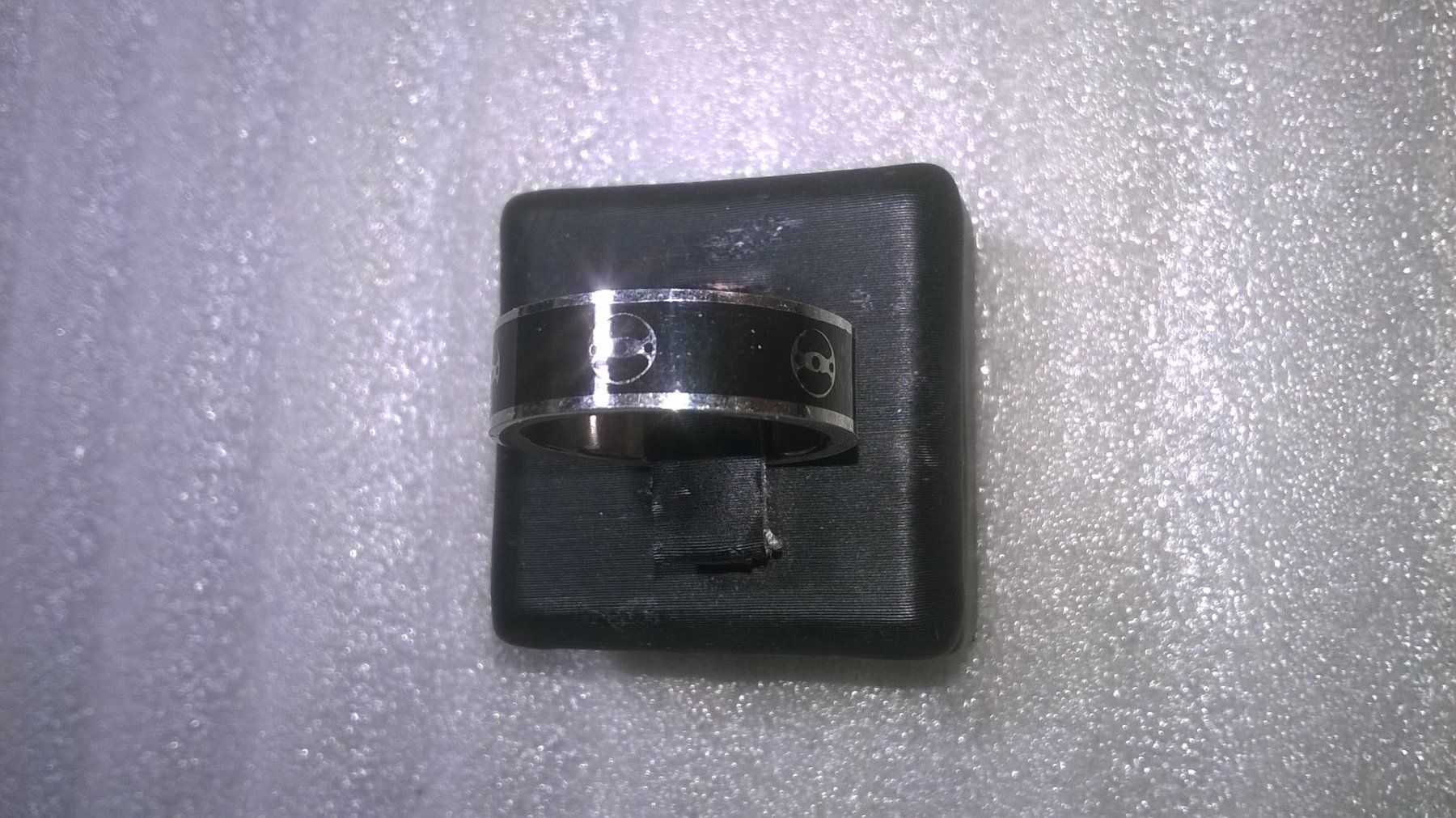 Bagues: RING EDELSTHAL,,SILBER FARBE,,MIT SCHWARZ GEMACHT – Neuf (Voir description) à Basel par bijoutrie_4