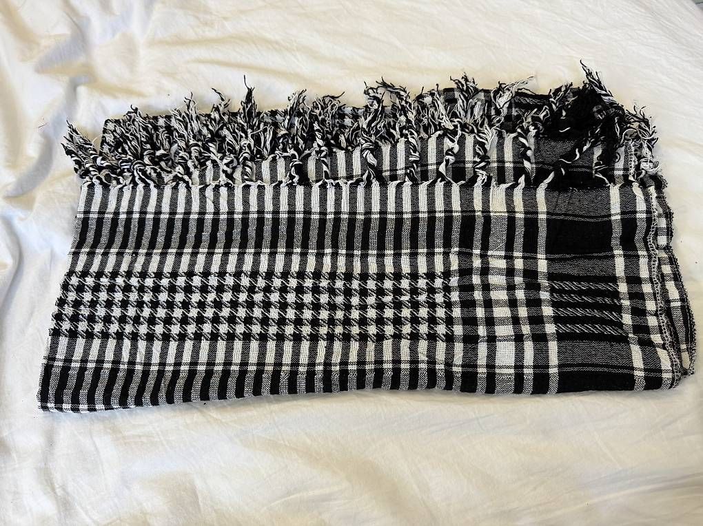 Foulards, Tücher & Schals: Keffiyeh- Shemagh- Schal – Gebraucht aus Zürich von reg91 2