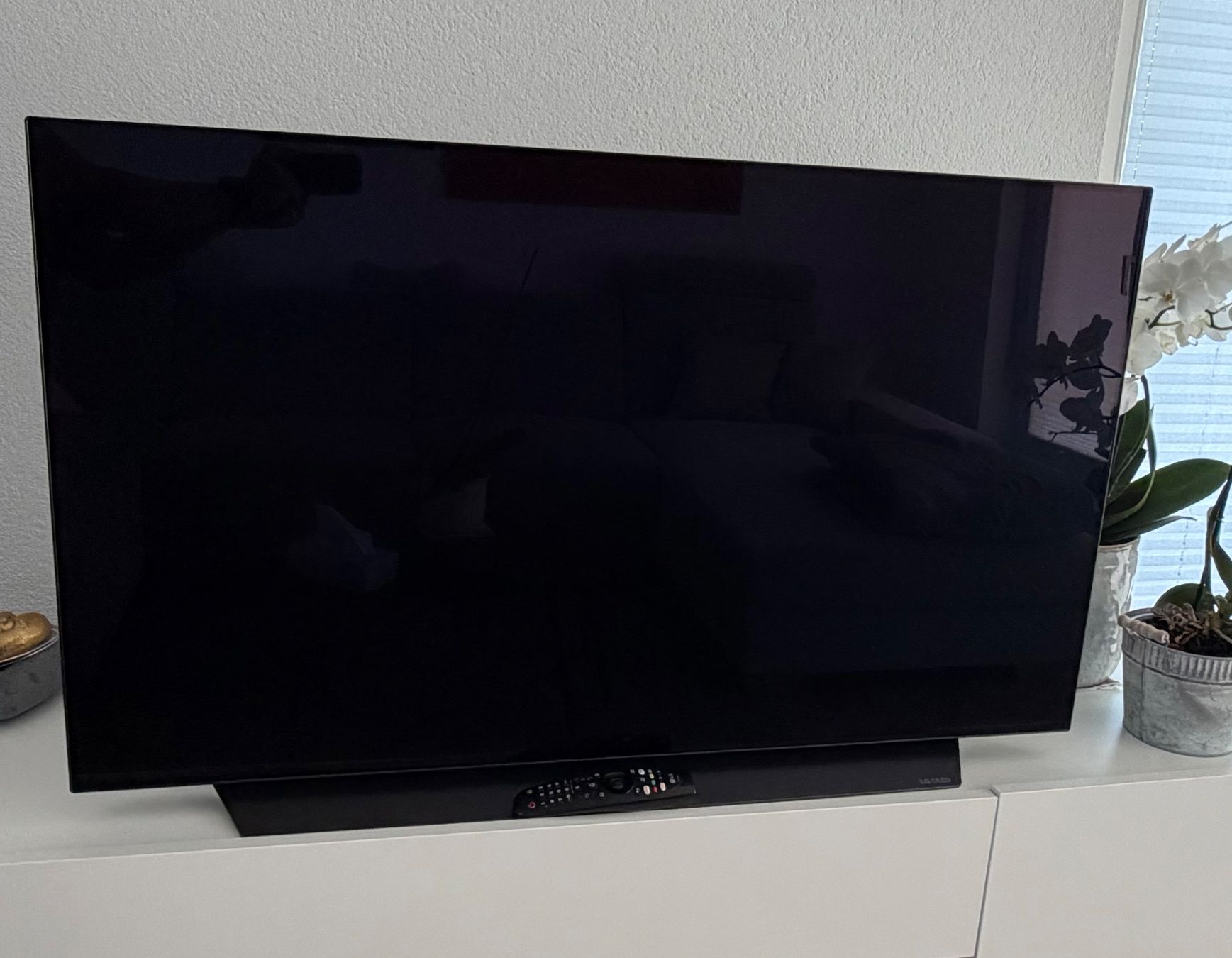 LG Fernseher: LG OLED 48" 4K (2020) – Gebraucht aus Wollerau von Baechr