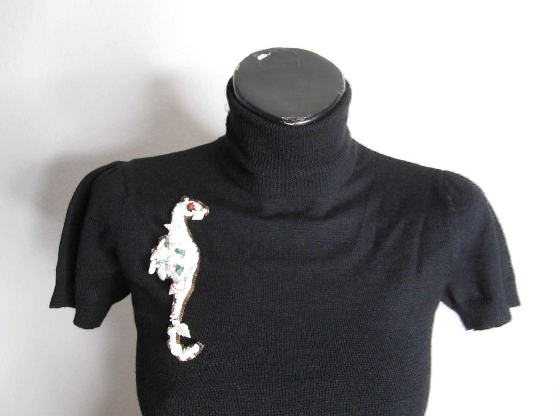Top: Pull chic avec décoration – Usato da Lausanne venduto da Kmm03 2