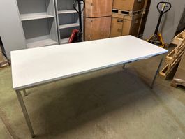 neuer Konferenztisch, 2000 x 800 mm, weiss