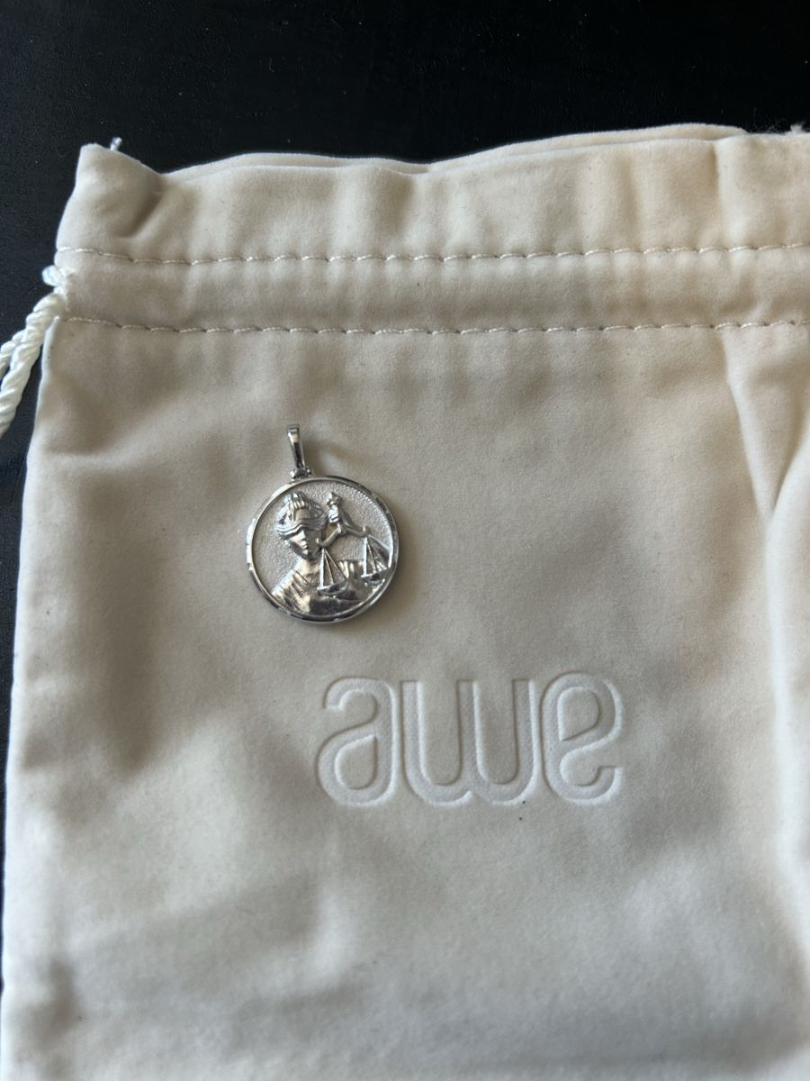 Anhänger: Themis pendentif Awe Inspired argent 925 – Gebraucht aus Lausanne von SavaLilie