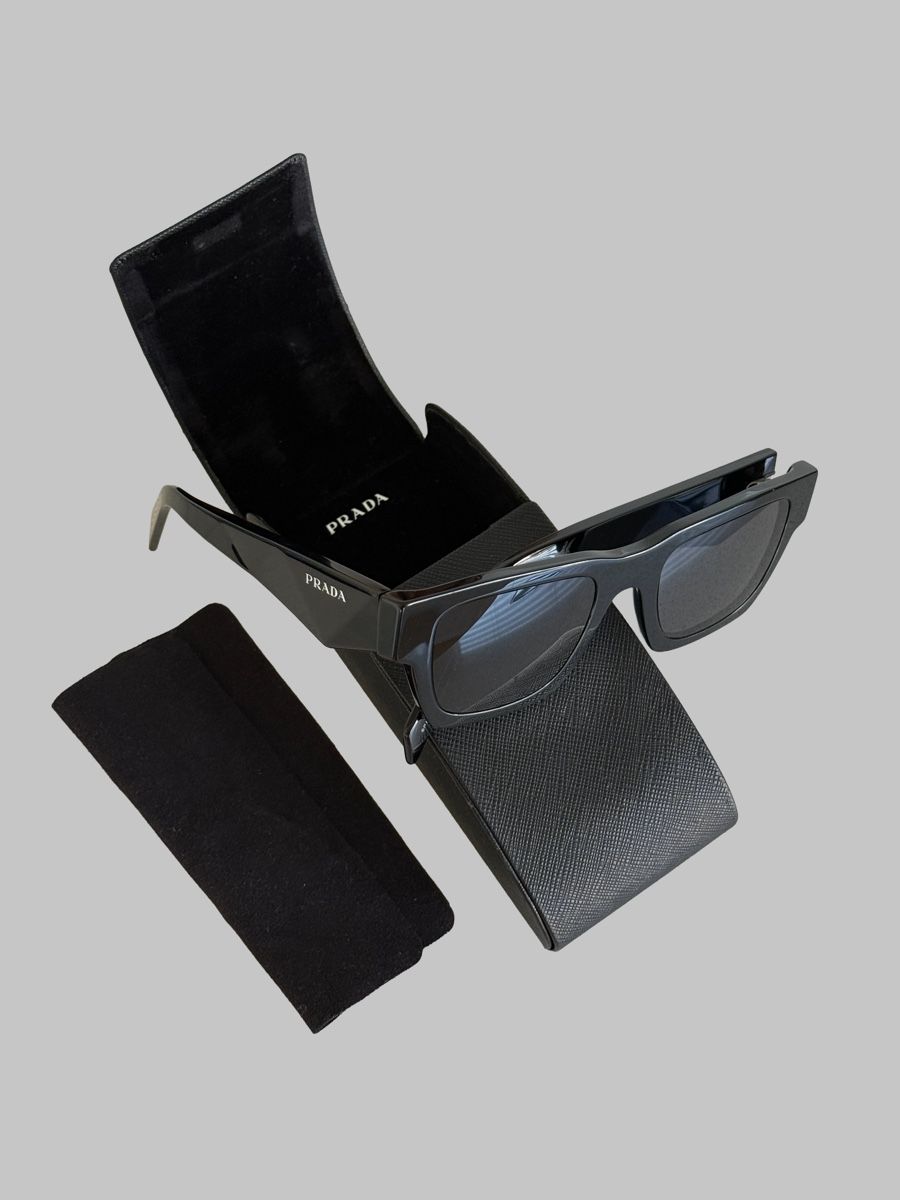 Prada Occhiali & Lenti: Prada Sunglasses Sonnenbrille Black - authentic – Usato da Luzern venduto da georgelawrence 2