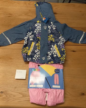 Matsch -und Buddeljacke und Hose (210) Gr. 86/92