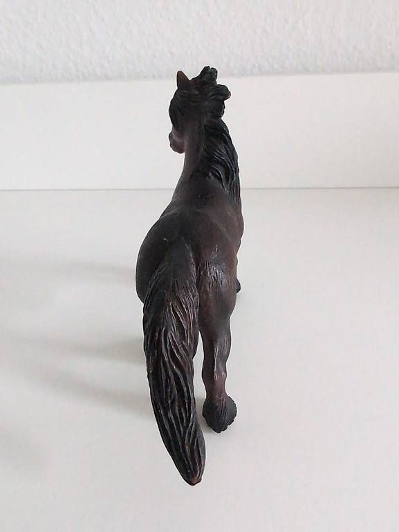 Giocattoli: Schleich Friesen Stute – Usato da Wangen b. Olten venduto da kim_x9zn 1