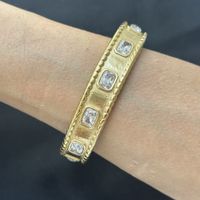Massive Goldene Zirkonia Armreif aus Edelstahl 