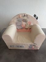 Kindersessel beige mit Giraffen und Nilpferd Motiv